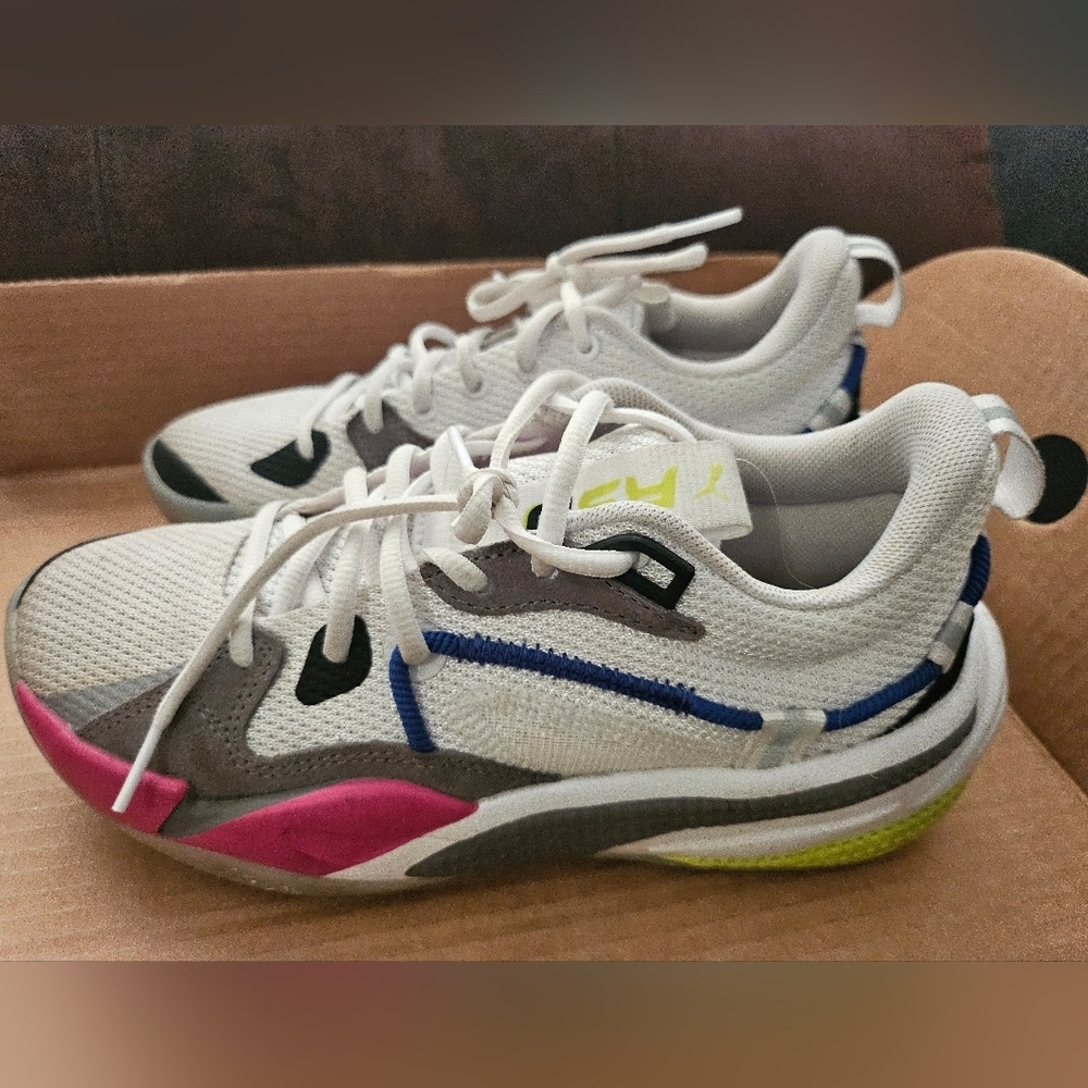Puma Kids Performance Basketball Multi-Color Athletic Shoes size 4C. - Picture 3 of 13